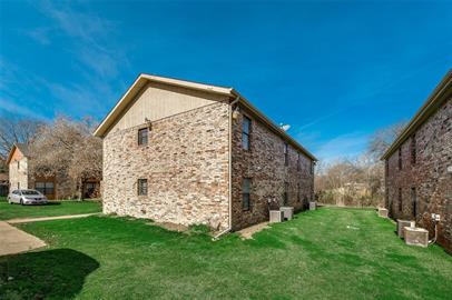 214 Renfro Street - B