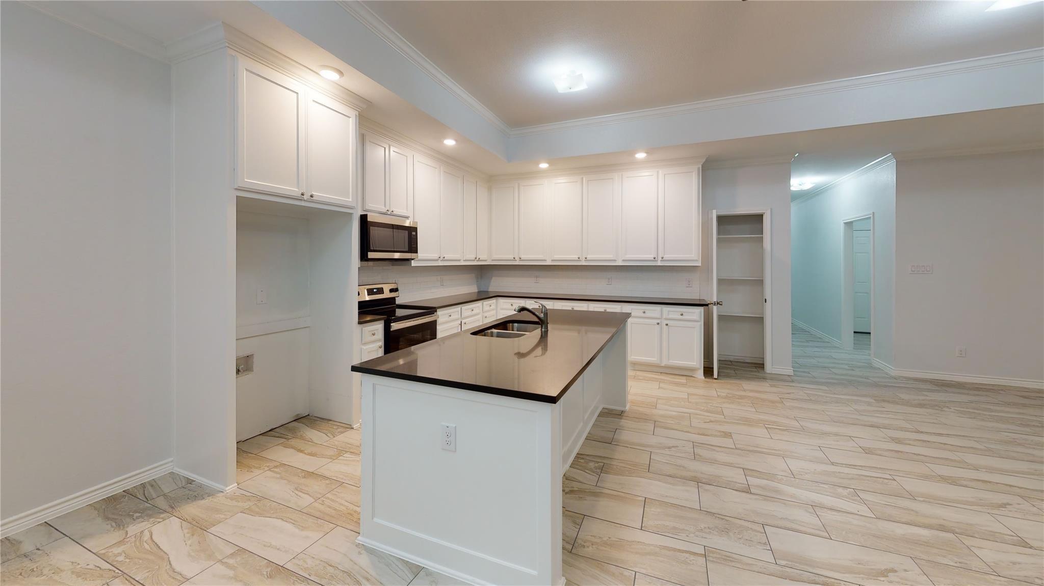 227 Windjammer Road