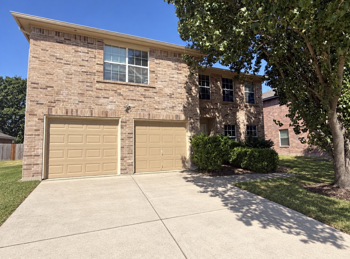 4625 Bridlewood Lane